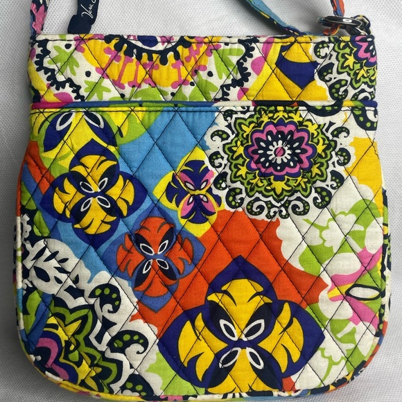 Vera Bradley Rio Crossbody Shoulder Bag Hobo Purse Floral Quilted Zipper Pouch - Picture 4 of 13